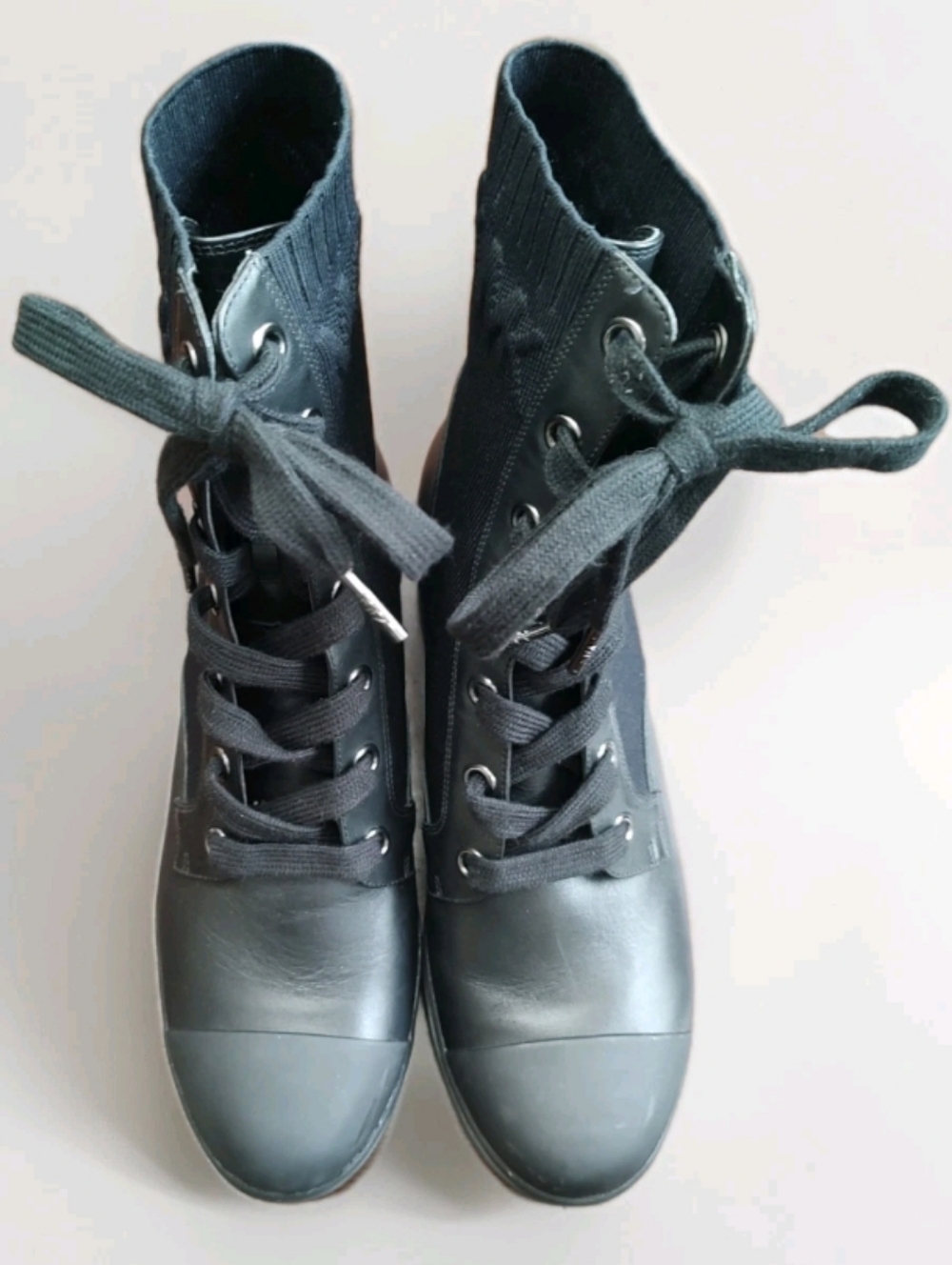 Michael Kors Brea Combat Boots Womens 10M Black Leather & Stretch Knit Laces Up - Picture 4 of 10